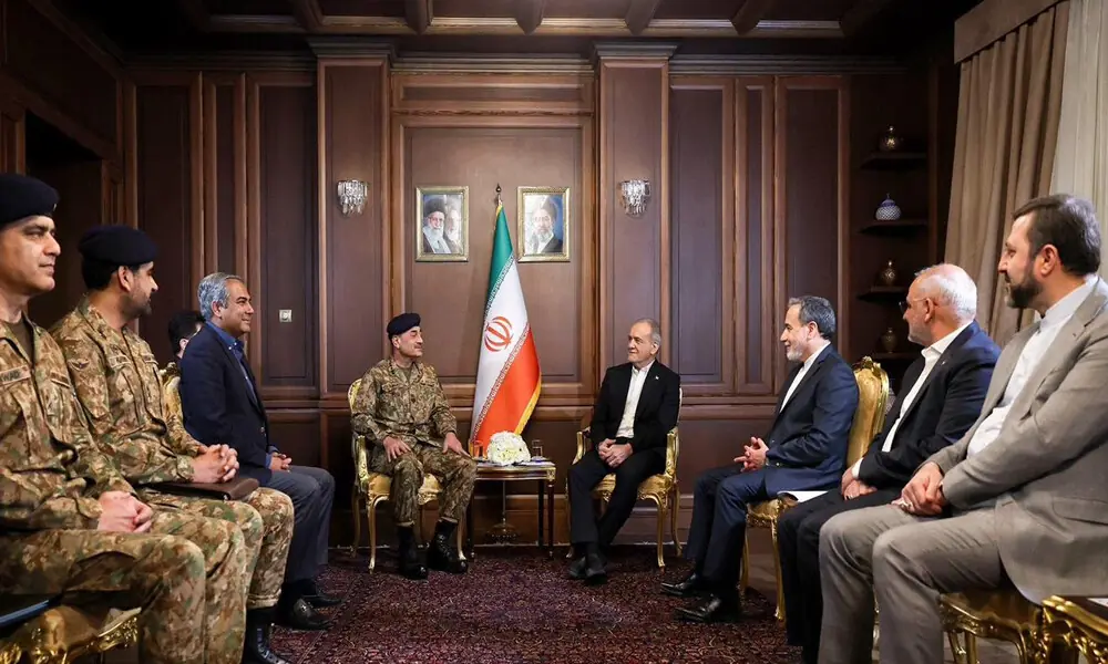 Field marshal meets Iran’s top civil, military leaders