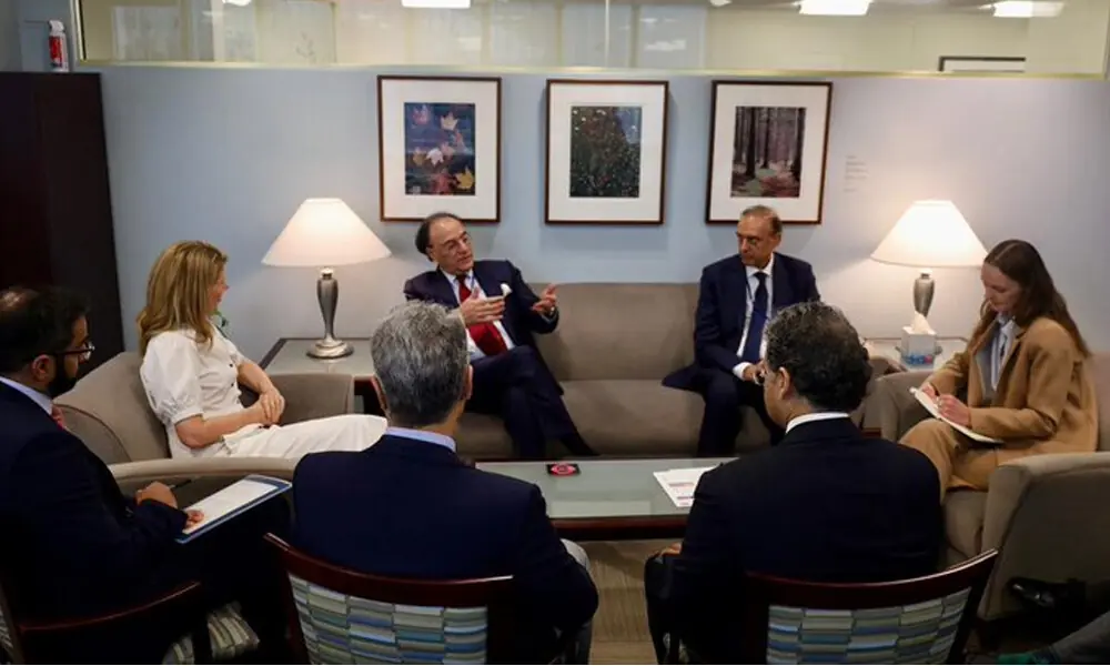 Aurangzeb meets Baroness Jenny Chapman