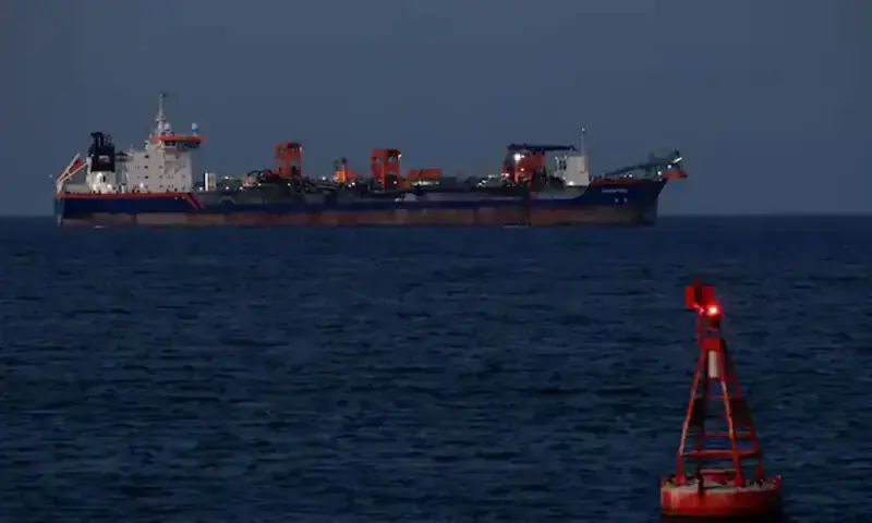 Yemen’s Houthis threaten Bab Al Mandeb closure