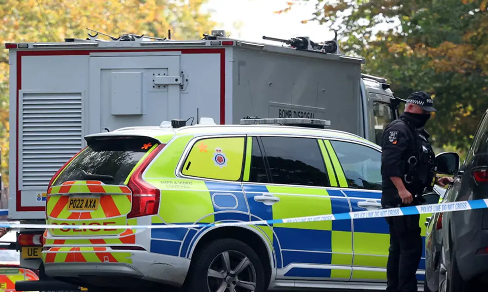 UK police arrest 7 over plan to shoplift from high-end stores