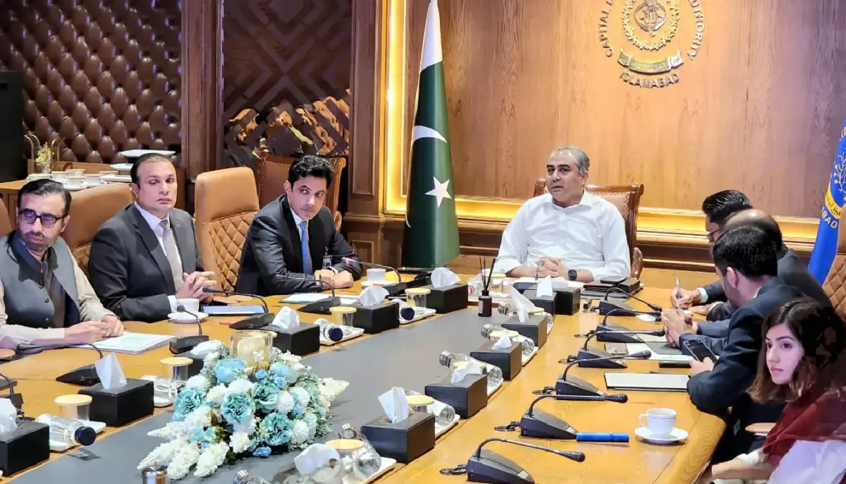 Interior minister directs zero-tax hotel policy to attract investors in Islamabad