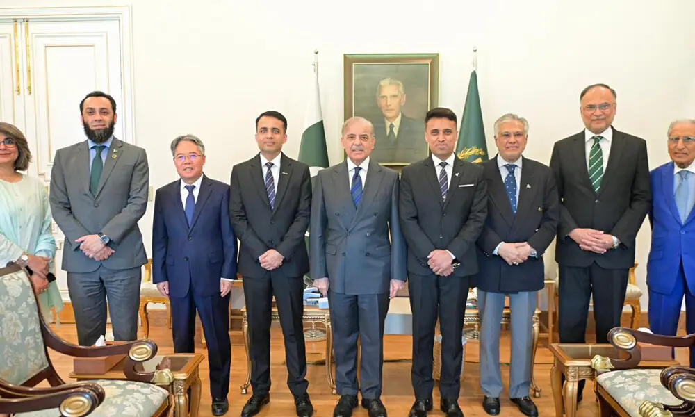 PM Shehbaz commends Pakistani astronauts selected for space research