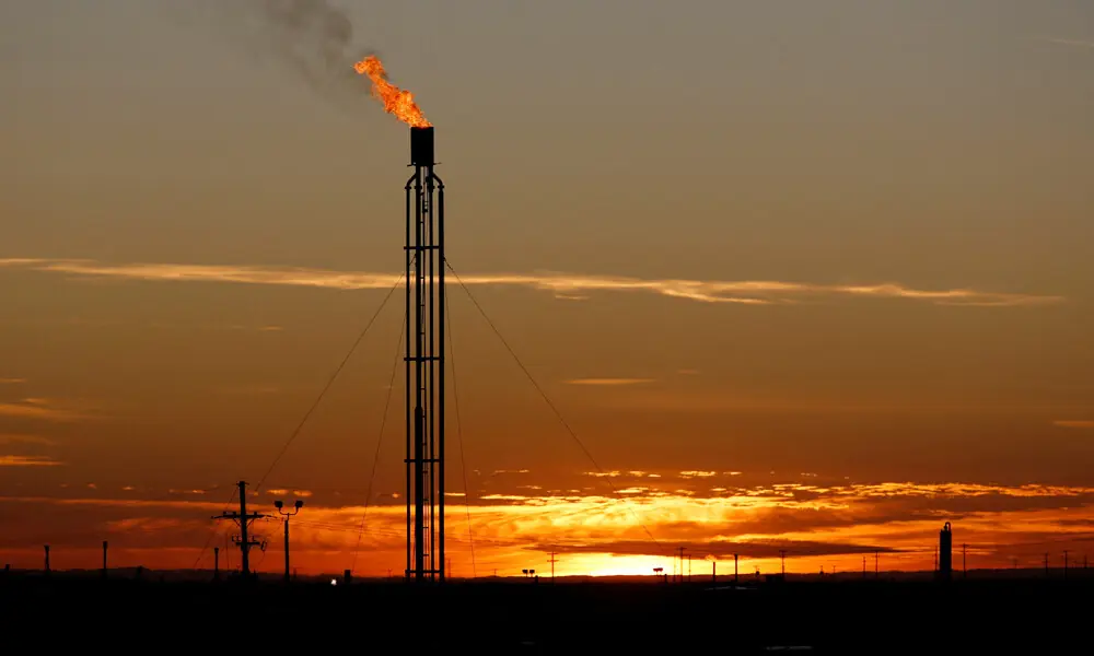 US natural gas futures down