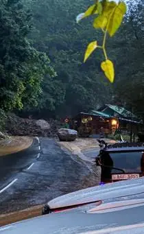 Landslide debris and boulders close the road to Badulla as monsoon rains hit Uva Province. - Photo courtesy of our Travel Agency, sharing the flood situation