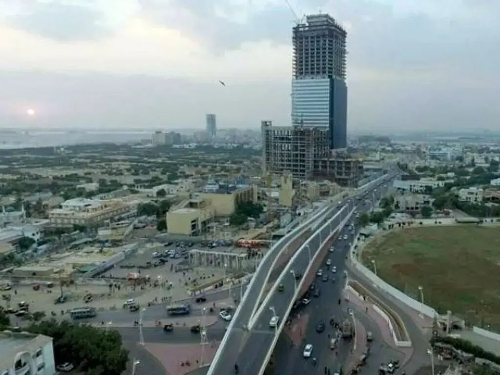 New speed limits enforced on Shahrah-e-Faisal