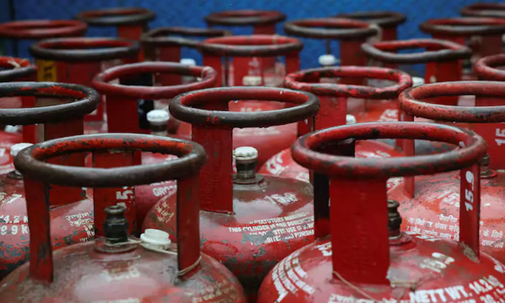 India's April LPG consumption falls 16.2% year-on-year