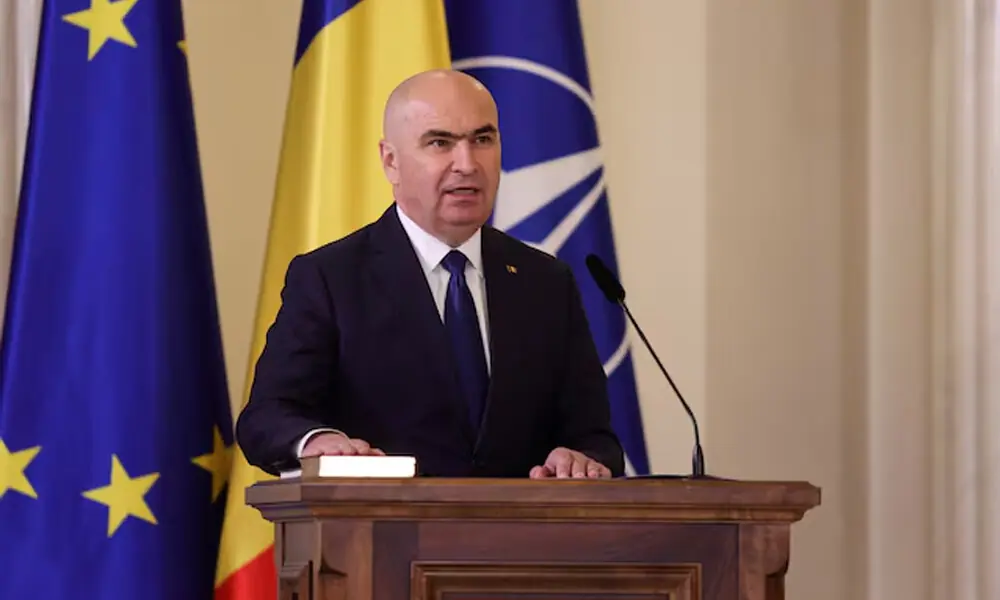 Romanian govt collapses after no-confidence vote