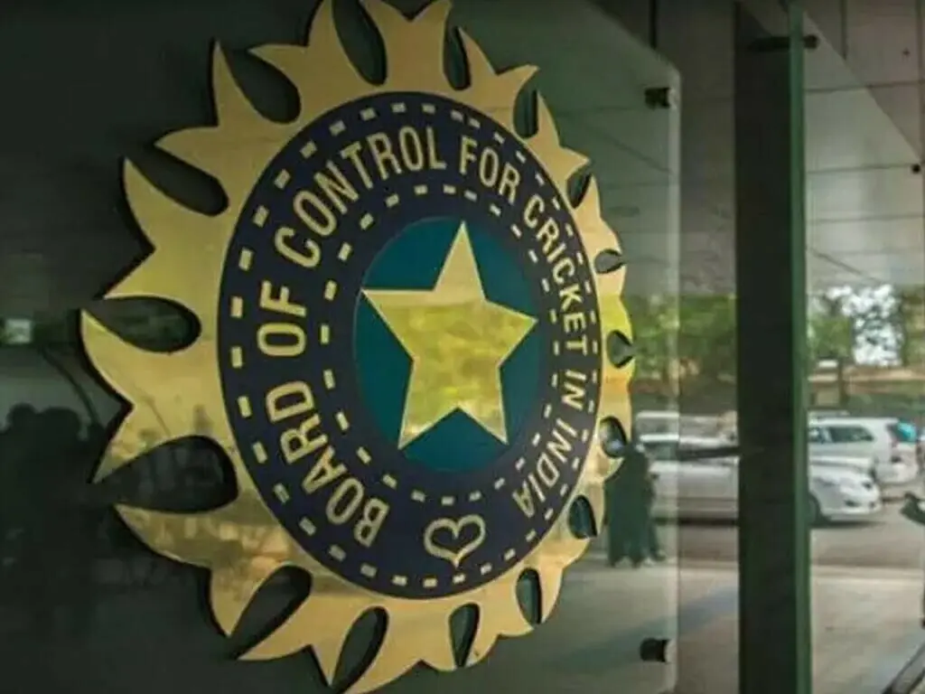 Ahmedabad to host IPL final after Bengaluru switch