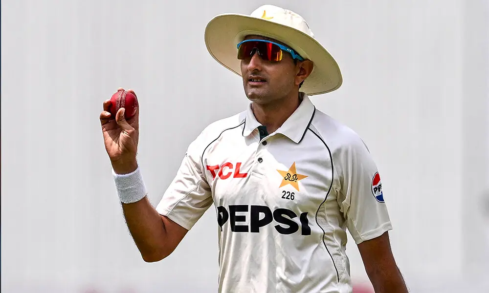 Abbas takes five wickets to put Pakistan ahead in Bangladesh Test