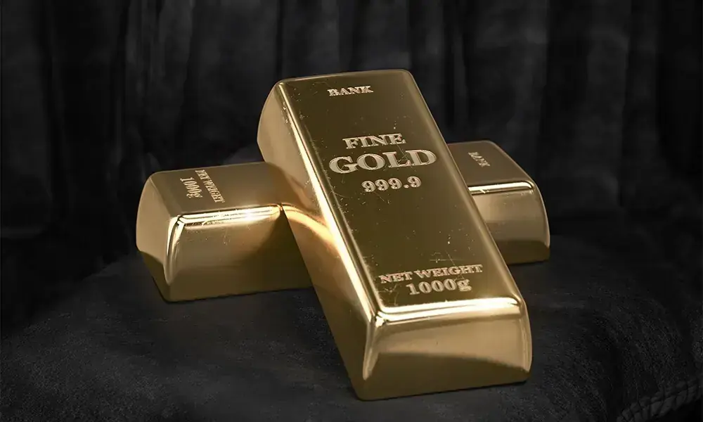 Gold price per tola drops Rs600 in Pakistan