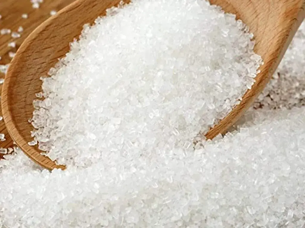 Raw sugar falls on plentiful supplies from Brazil