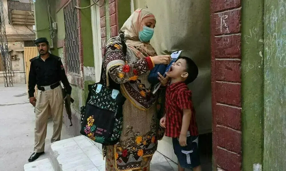 KP govt to deploy 35,000 security personnel on polio campaign
