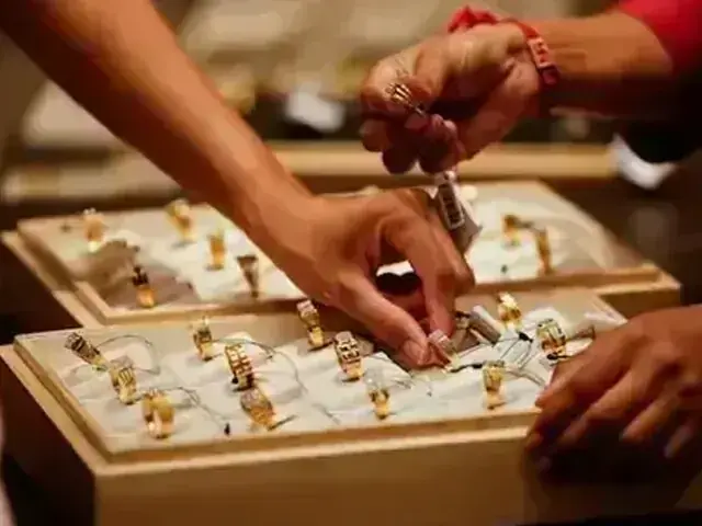 Jewellers pledge support to FIA against smuggling