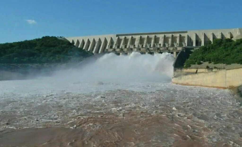 MoD warns PMO, MoF over Mangla compensation issue