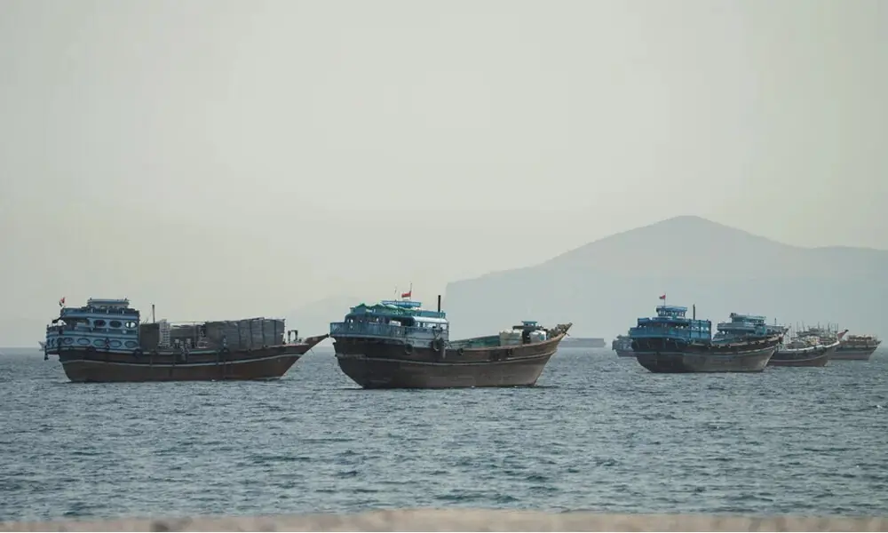 Vessels carrying ME oil, LNG exit Hormuz, head for Pakistan, China
