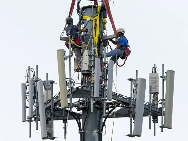 Ministry urges tax relief extension for telecom sector