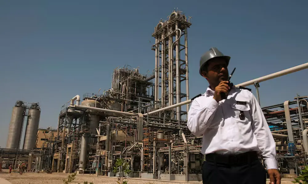 Israel hits Iran petrochemical plant in new strikes after Tr