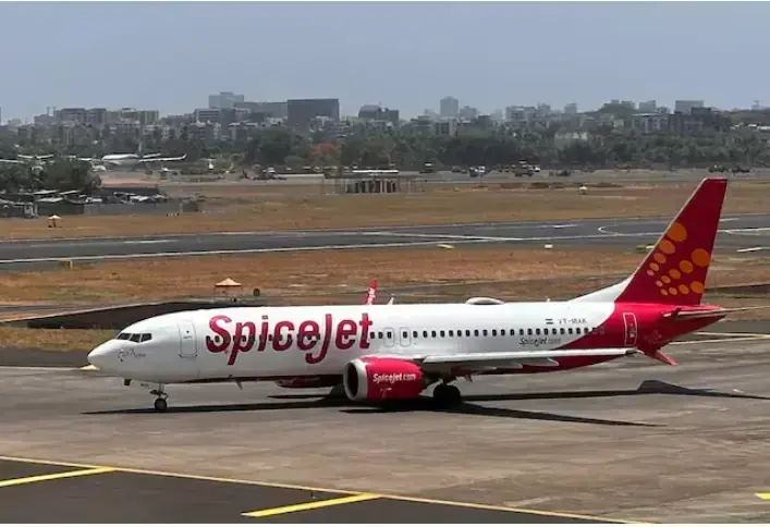 India's SpiceJet funding crunch delays pilot pay, 