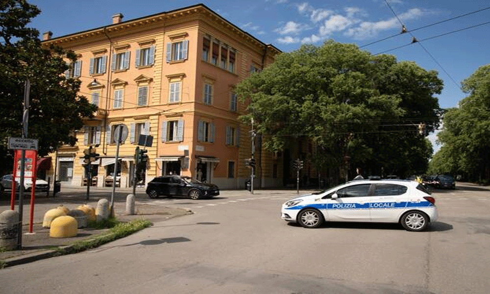 Italy police busts illegal TV streaming hubs ahead