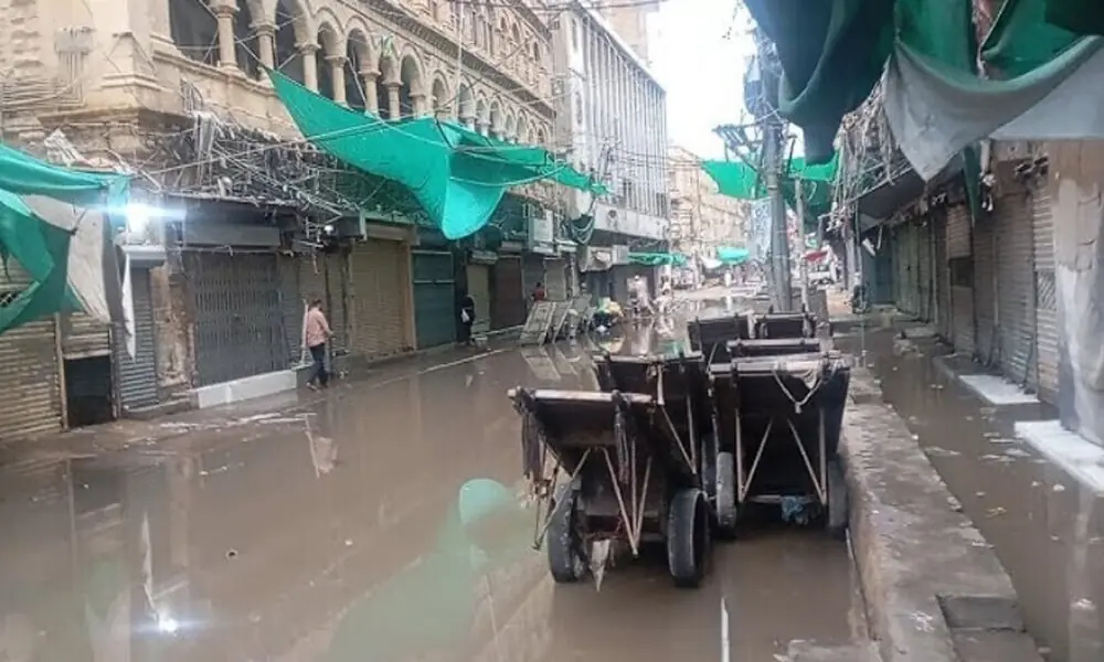 The slow abandonment of Karachi