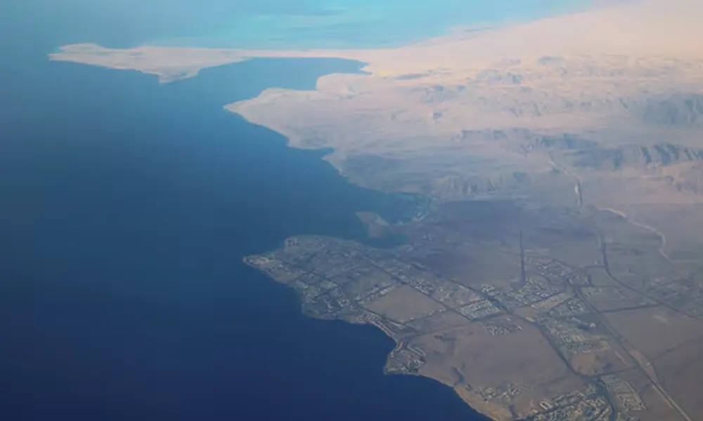 Two tankers carrying Saudi crude make U-turns in Red Sea after Houthi warning