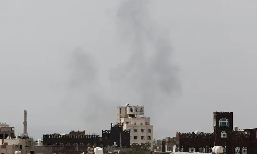 Houthis fire on Saudi oil sites in two ports