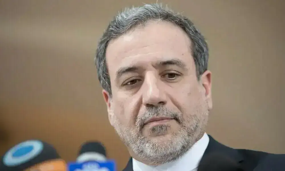 Iran discusses Hormuz Strait in calls with Oman, Saudi Arabia