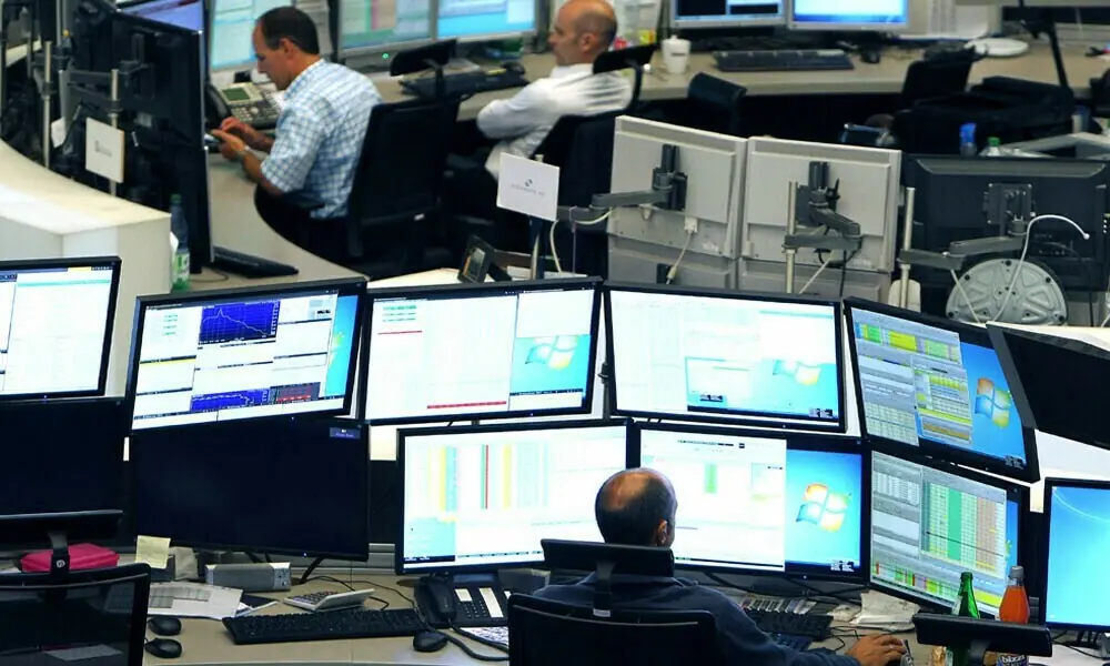 European shares higher on US-Iran diplomacy hopes