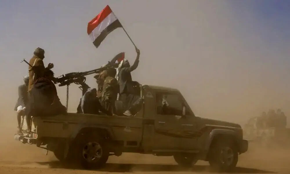 Houthis kill dozens of Saudi-backed Yemeni govt forces