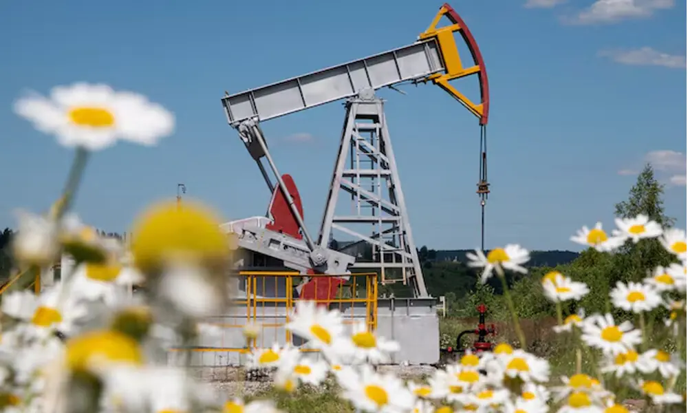 Russia July Oil Tax Receipts Expected at 580B Roubles