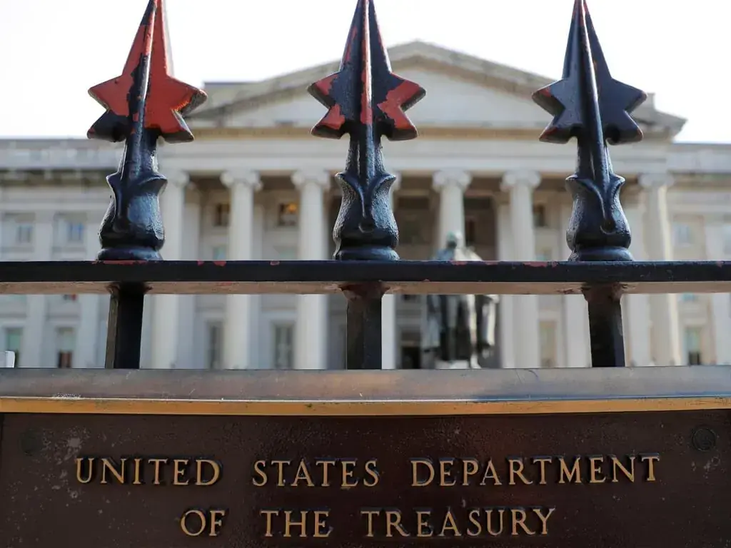 US annual budget gap hits nearly USD2trn, largest in 5 years