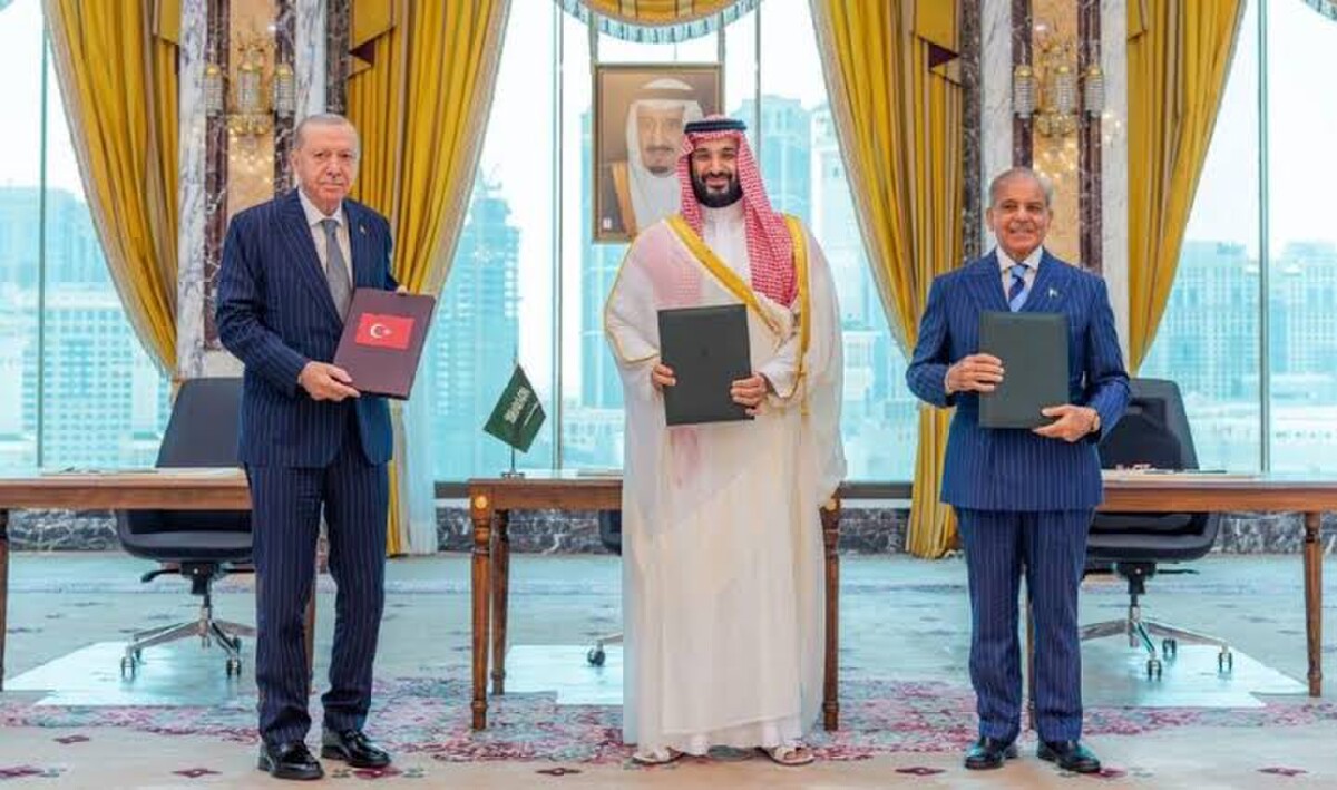 Pakistan, Saudi Arabia have ratified Makkah defence pact, Türkiye in process: FO