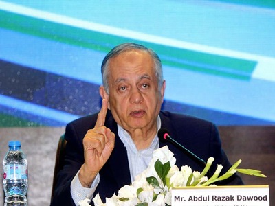 Government taking steps to boost exports by incentives: Dawood