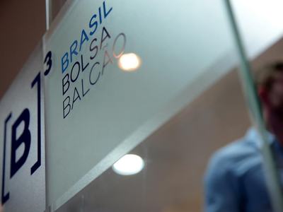 Shares in Brazil's AES Tiete slump as BNDES reaches deals with AES Corp Shares in Brazil's AES Tiete slump as BNDES reaches deals with AES Corp