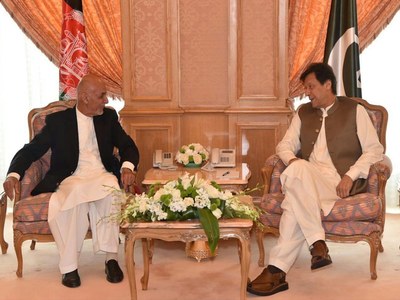 Imran, Ghani discuss Afghan peace process