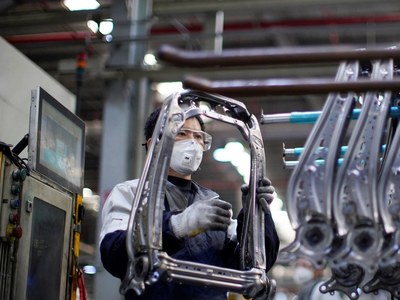 Strain on global manufacturing eases as eurozone returns to growth