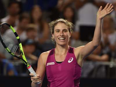 Konta in good spirits day after health scare at Top Seed Open