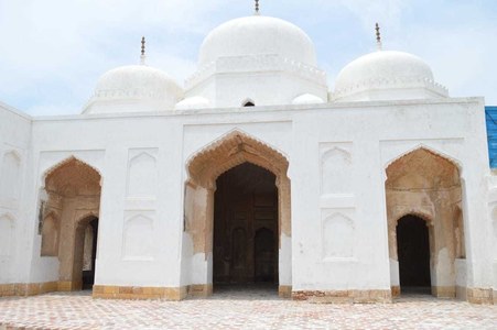 Sindh govt deletes tweet about "restoration" of ancient buildings after outrage on social media Sindh govt deletes tweet about "restoration" of ancient buildings after outrage on social media