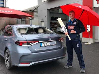 Kevin O'Brien smashes own car window with a six Kevin O'Brien smashes own car window with a six