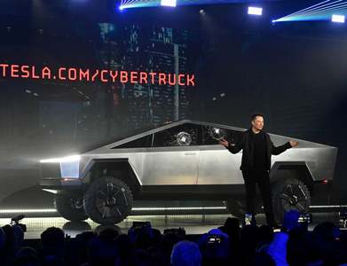 Bosnian Tesla fan impatient for Cybertruck release builds a lookalike