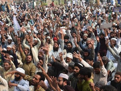 Govt ‘conditionally’ allows opposition to stage protests Govt ‘conditionally’ allows opposition to stage protests