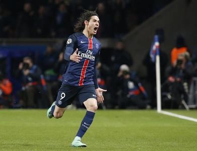 Man United set to sign Uruguay striker Cavani