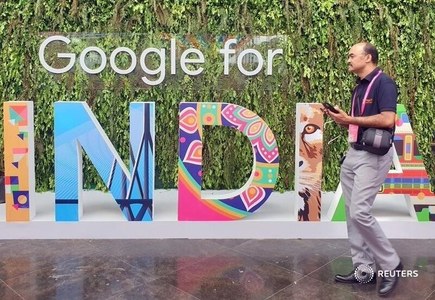 Paytm, other Indian startups vow to fight 'big daddy' Google's clout: sources
