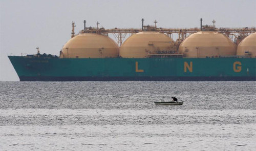 Pakistan invites bids for record six LNG spot cargoes for December as gas crisis looms