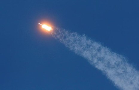 Musk's SpaceX wins Pentagon award for missile tracking satellites