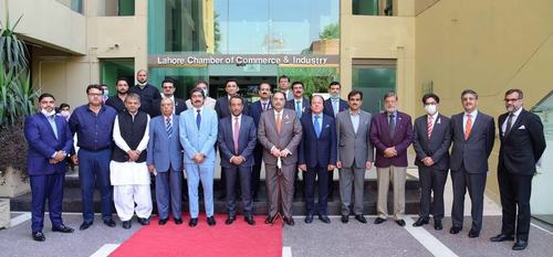 BOP President Inaugurates Facilitation Booth at Lahore Chamber of Commerce & Industry (LCCI) BOP President Inaugurates Facilitation Booth at Lahore Chamber of Commerce & Industry (LCCI)