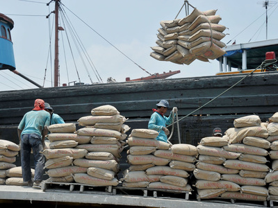 Cement exports rebound
