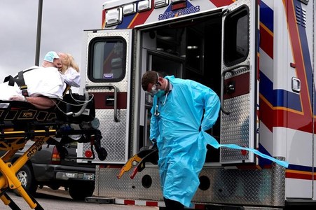 White House responsible for at least 130,000 COVID-19 deaths: study