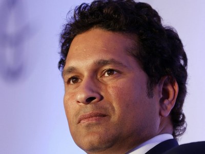 Tendulkar urges ICC to make helmets must for batsmen