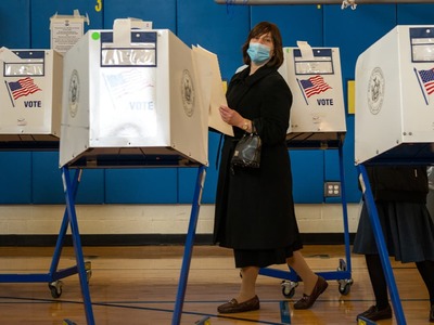 Economy top concerns for U.S. voters: exit polls